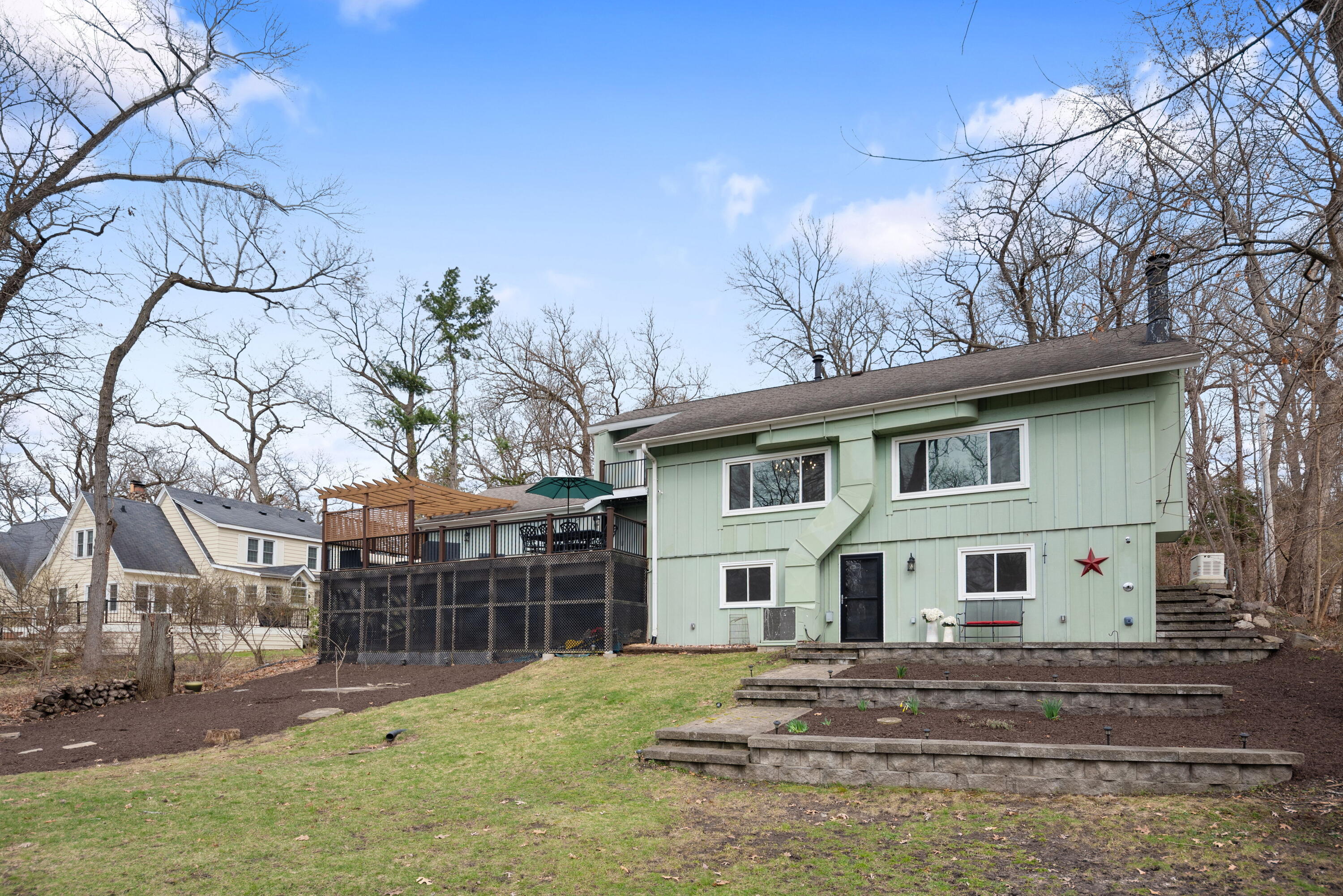 2401 Florimond Drive