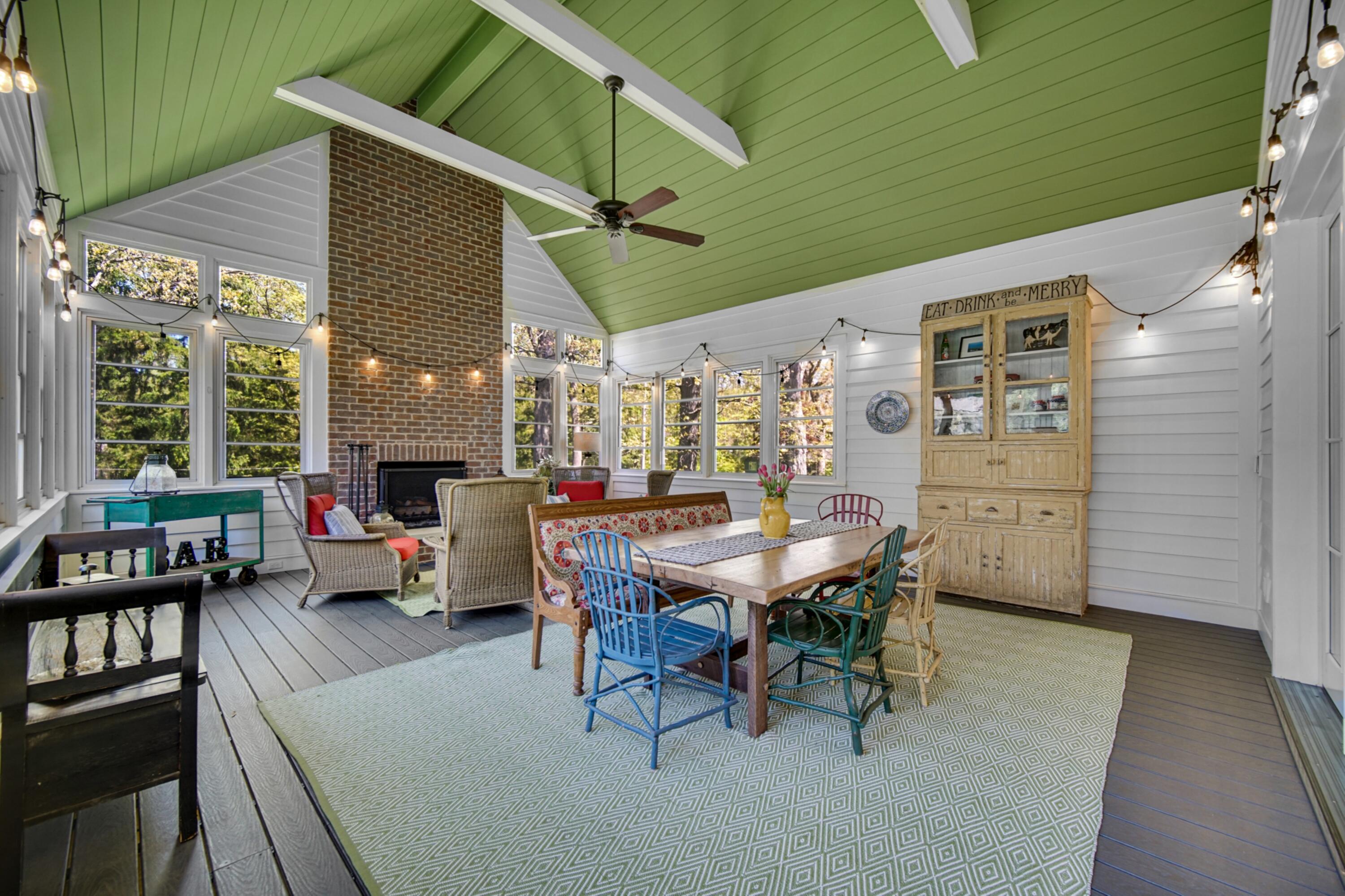 3402 Iroquois Trail