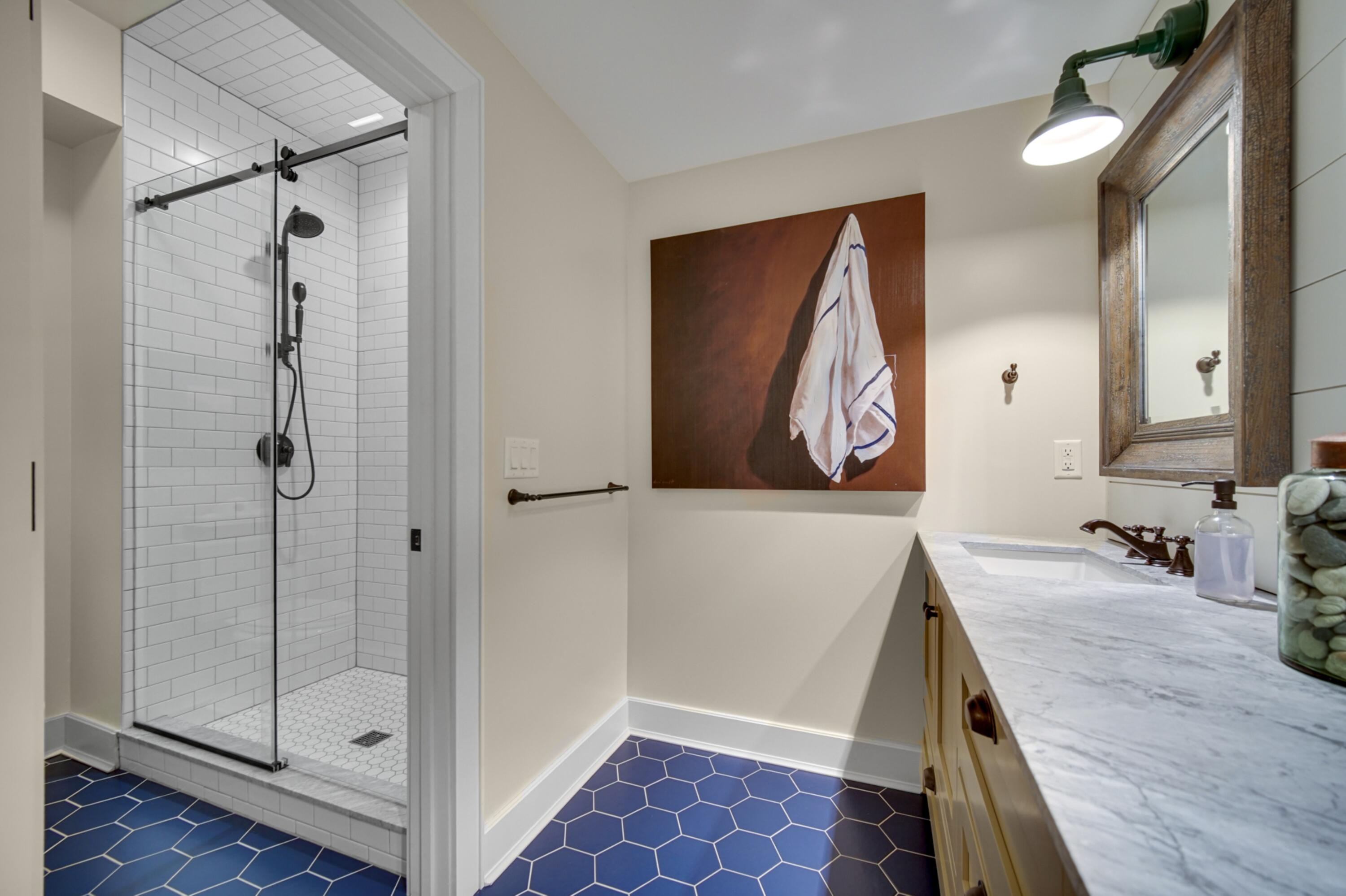 3402 Iroquois Trail