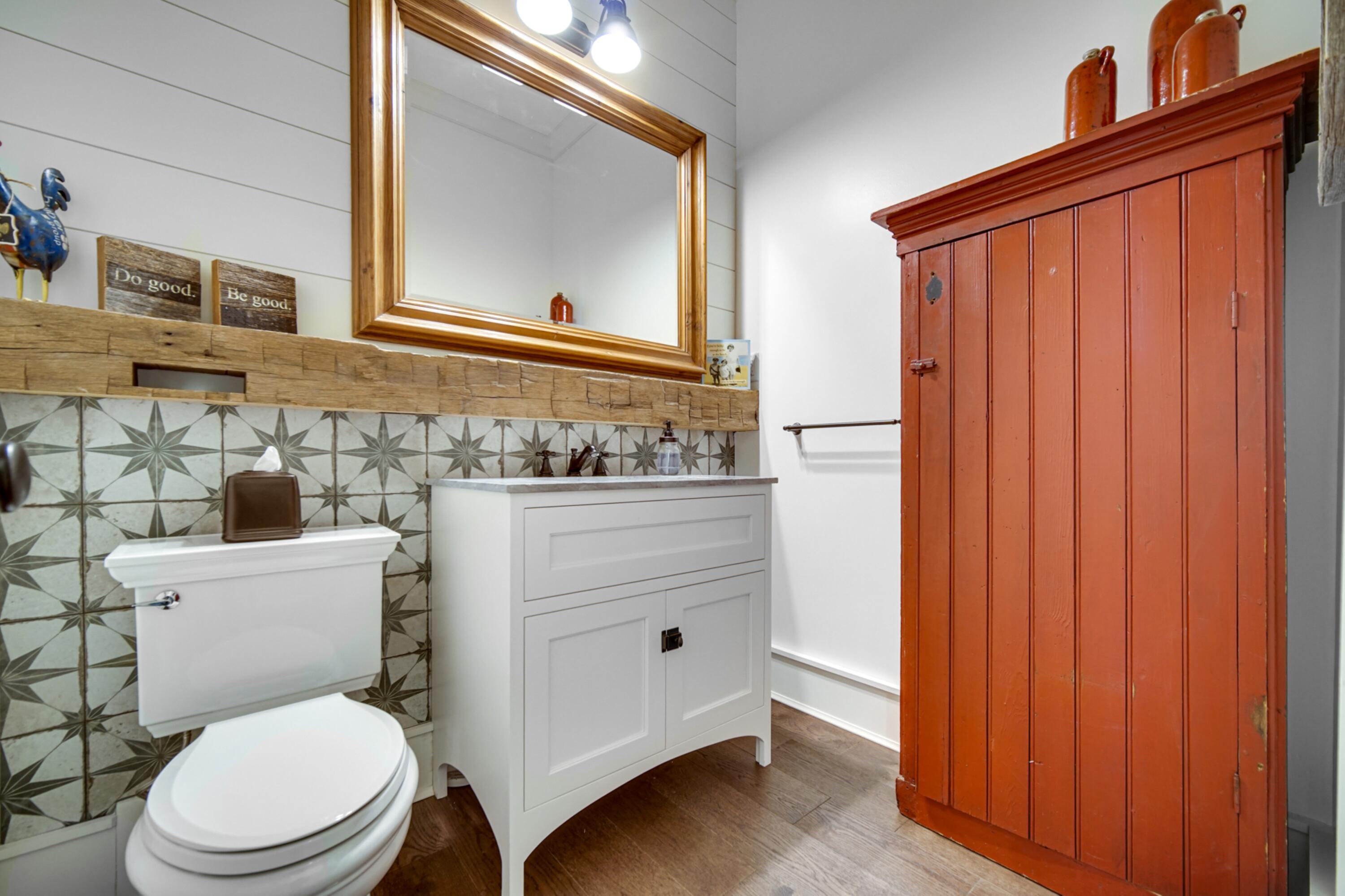 3402 Iroquois Trail