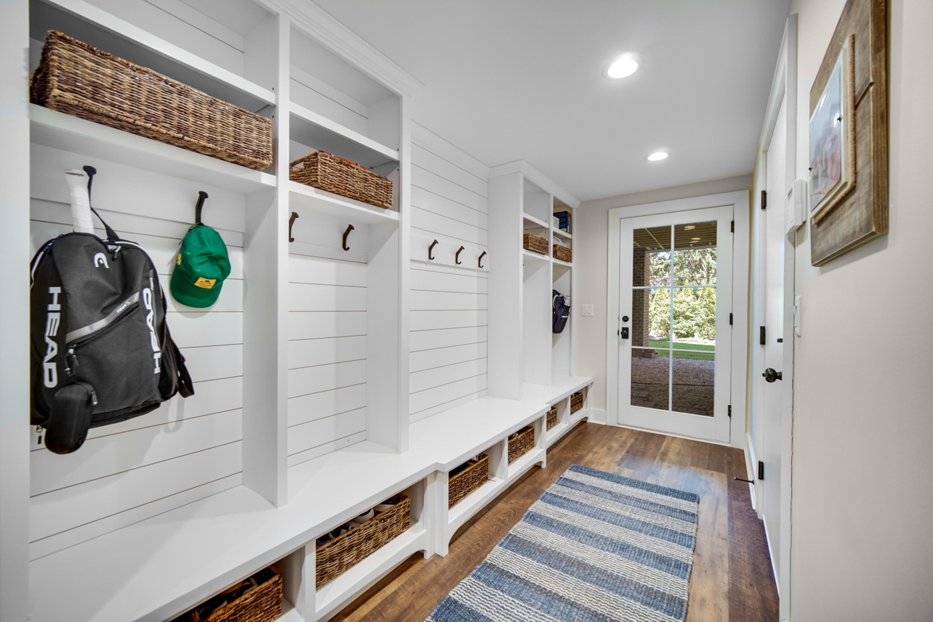 3402 Iroquois Trail