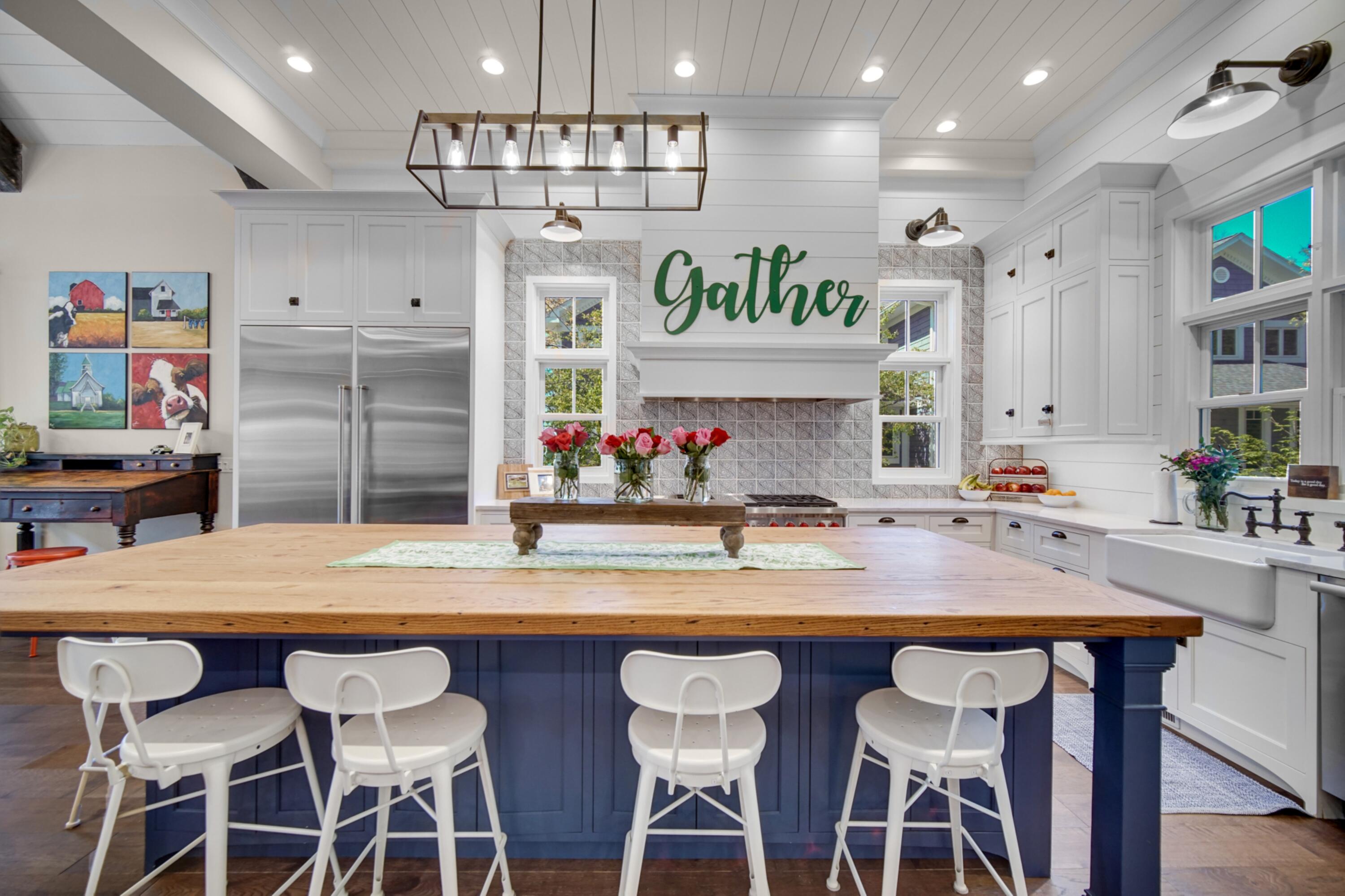 3402 Iroquois Trail