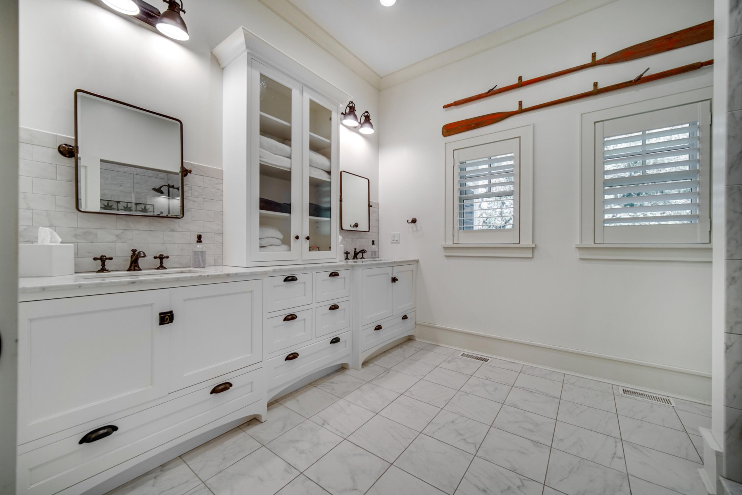 3402 Iroquois Trail