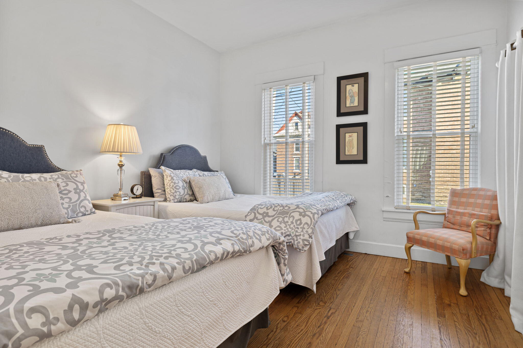 219 W 6th Street