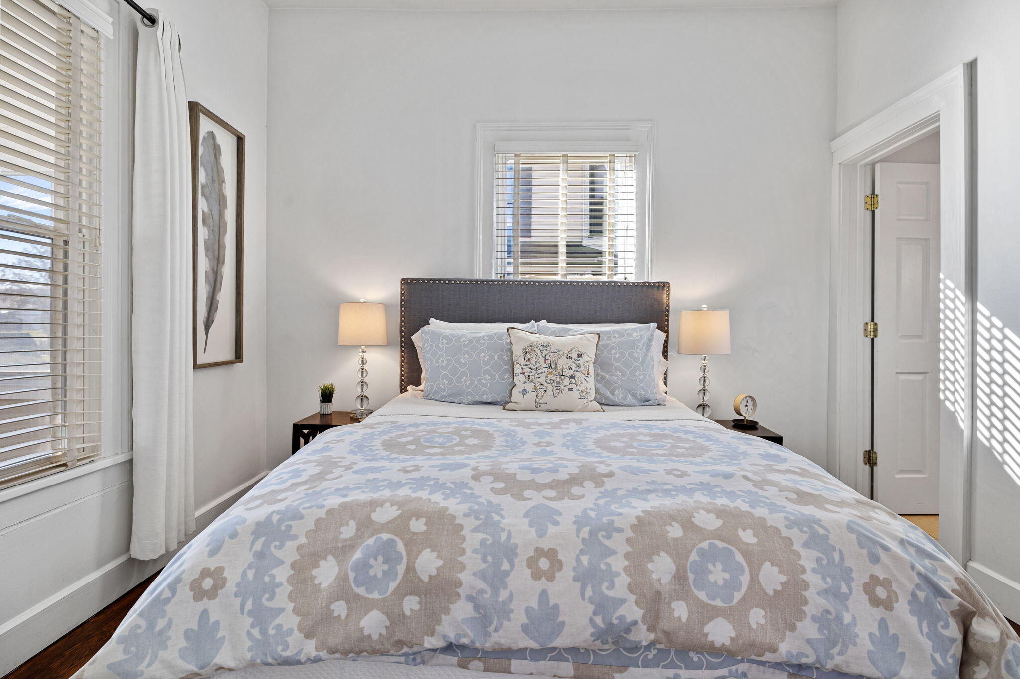 219 W 6th Street