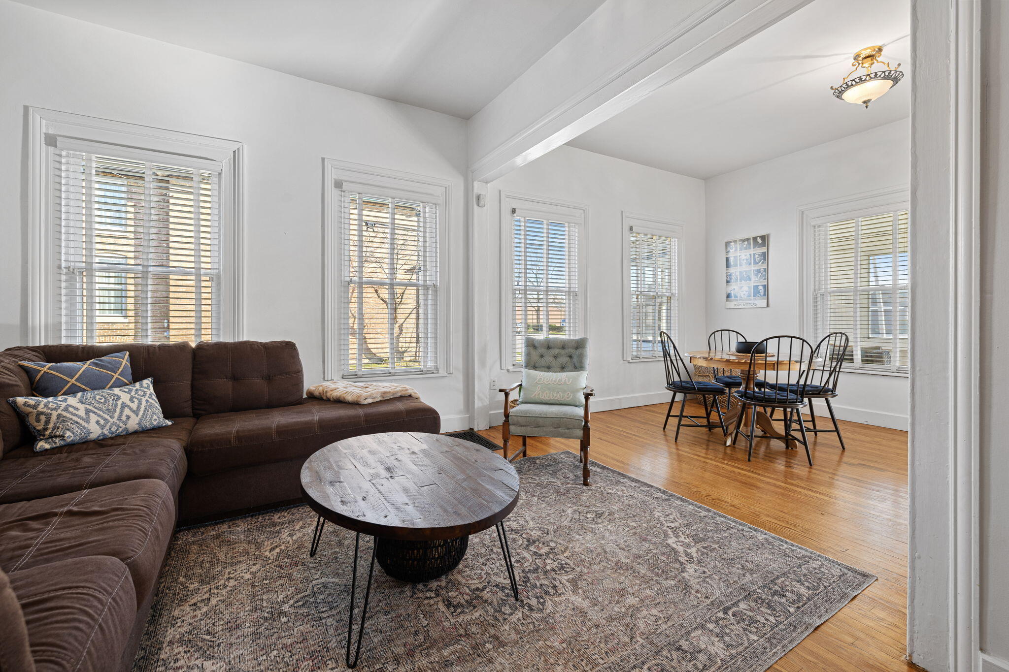 219 W 6th Street