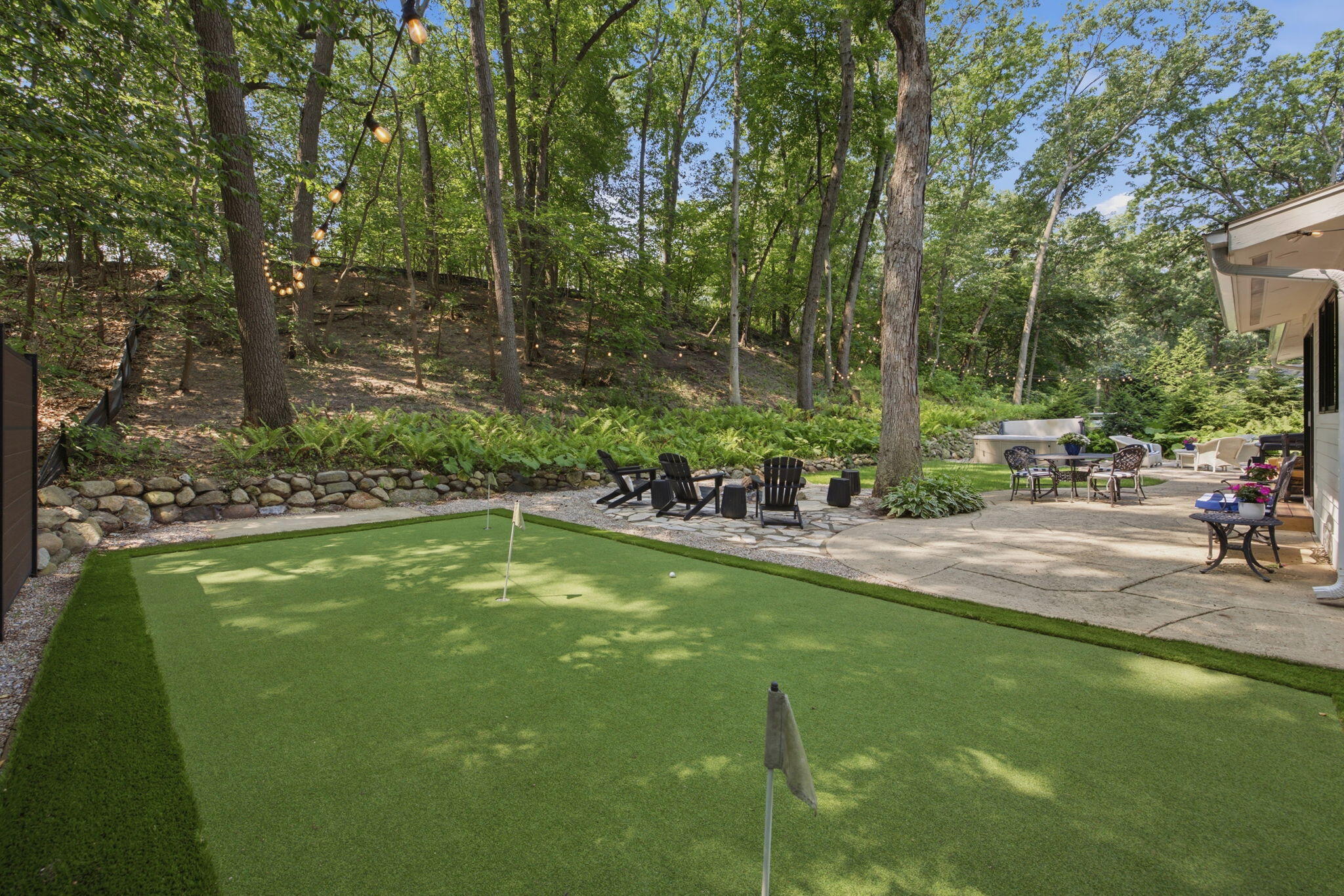 3335 Lasalle Trail