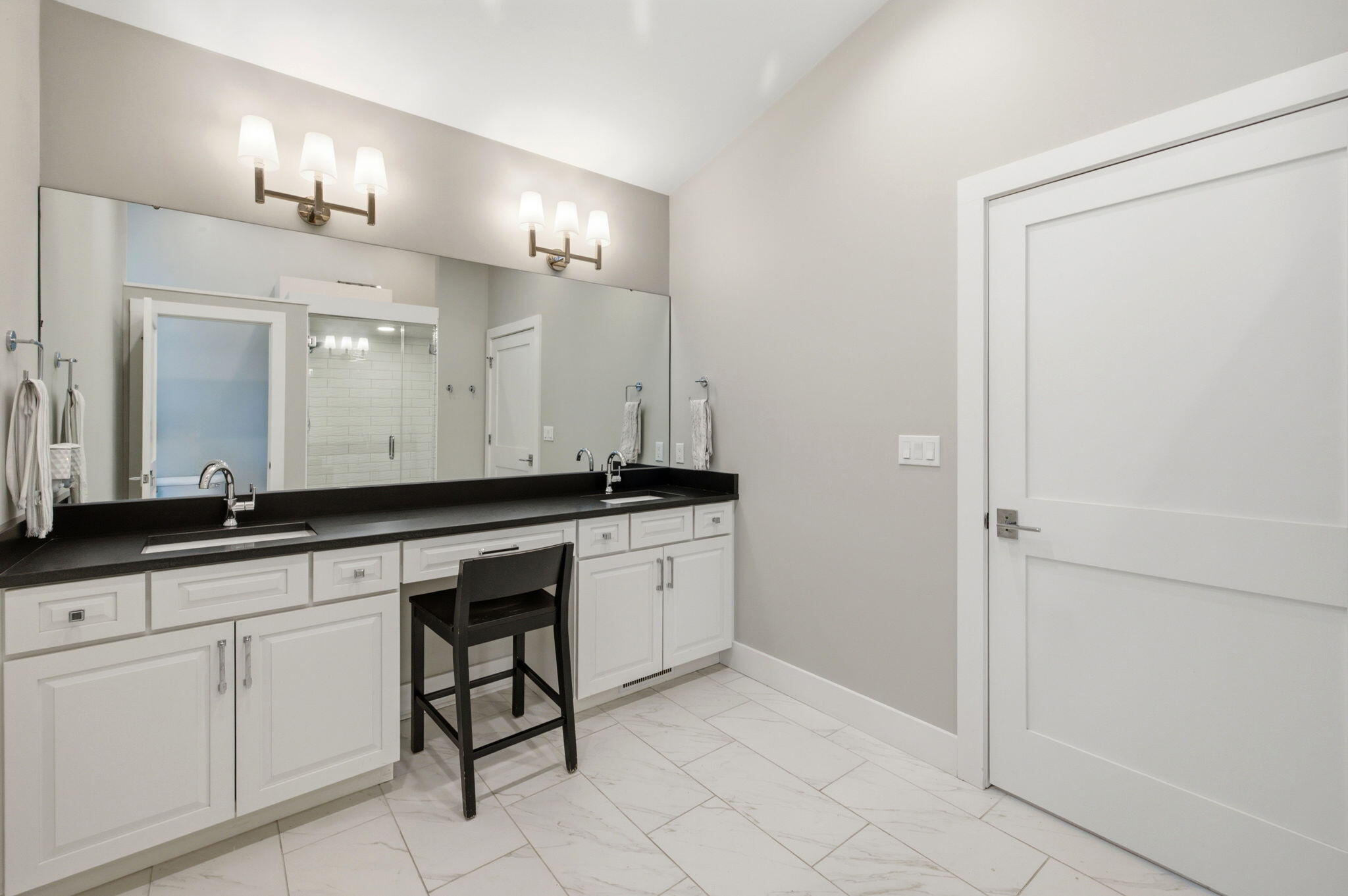 3335 Lasalle Trail