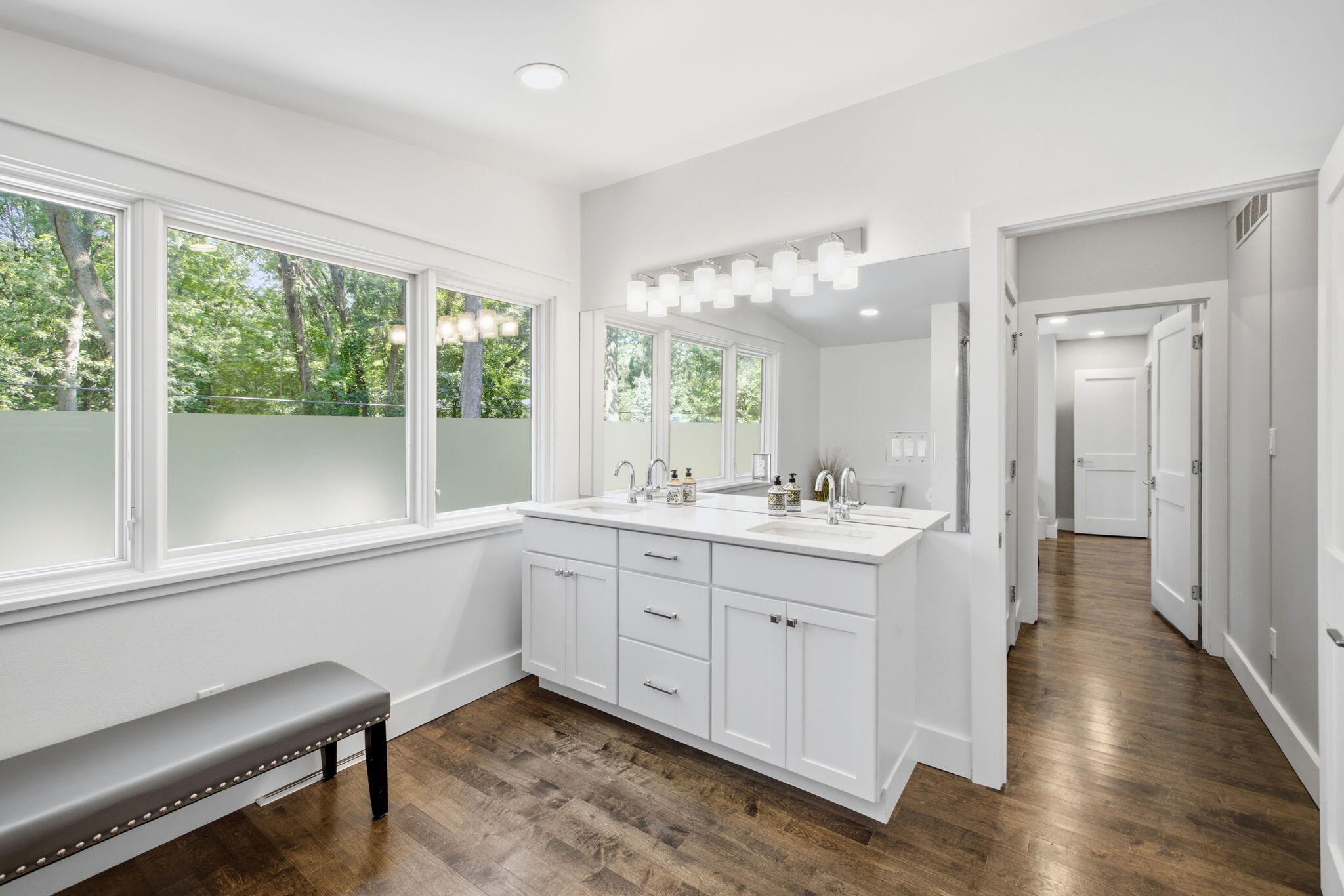 3335 Lasalle Trail