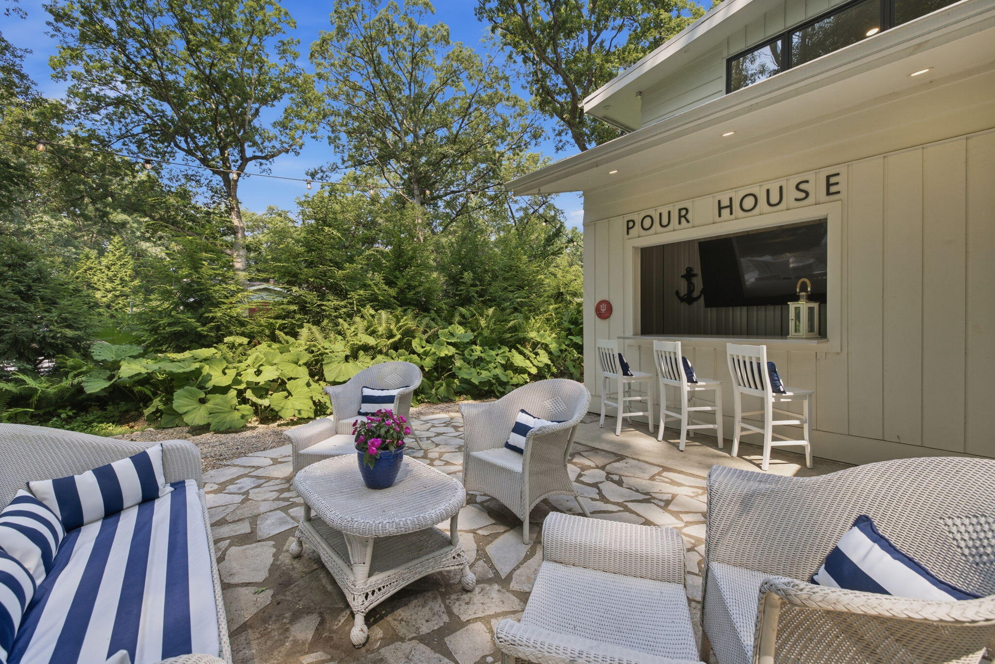 3335 Lasalle Trail