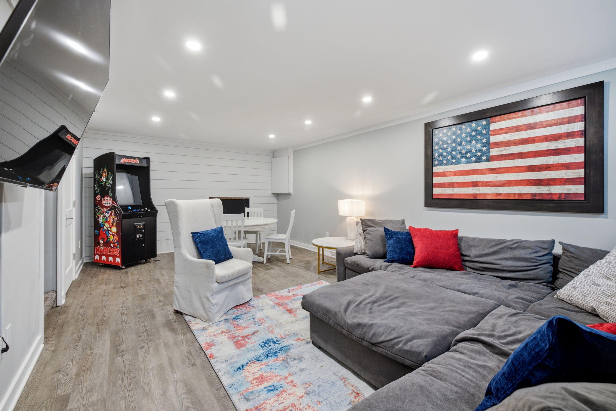 3335 Lasalle Trail