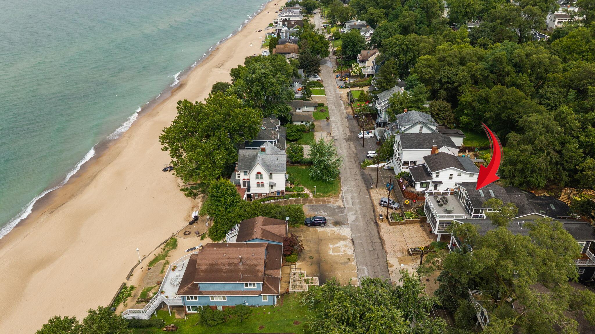 2013 Lake Shore Drive