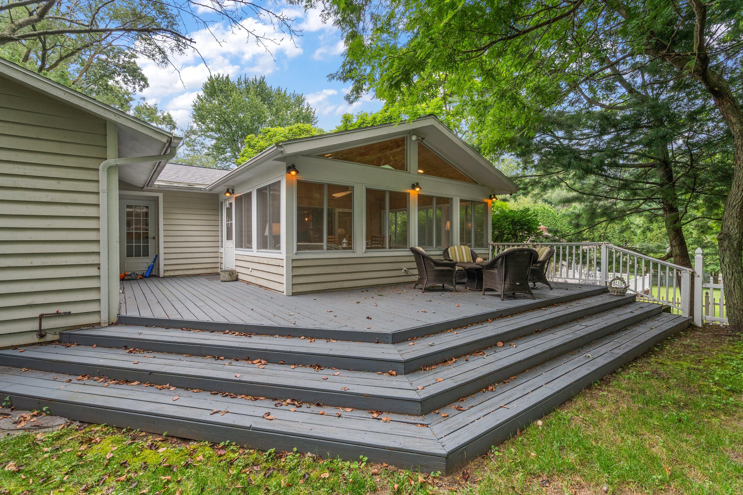 331 Oakland Drive