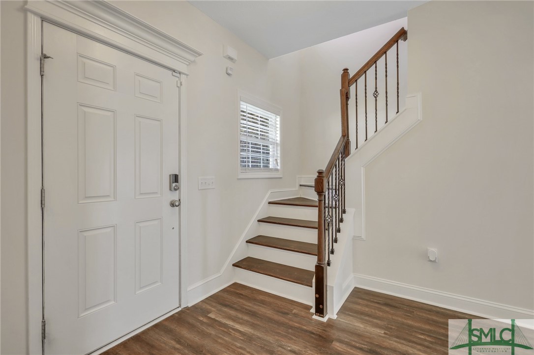 906 Jena Court