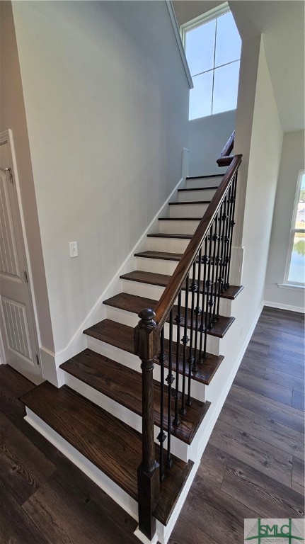 15 Roxbury Drive
