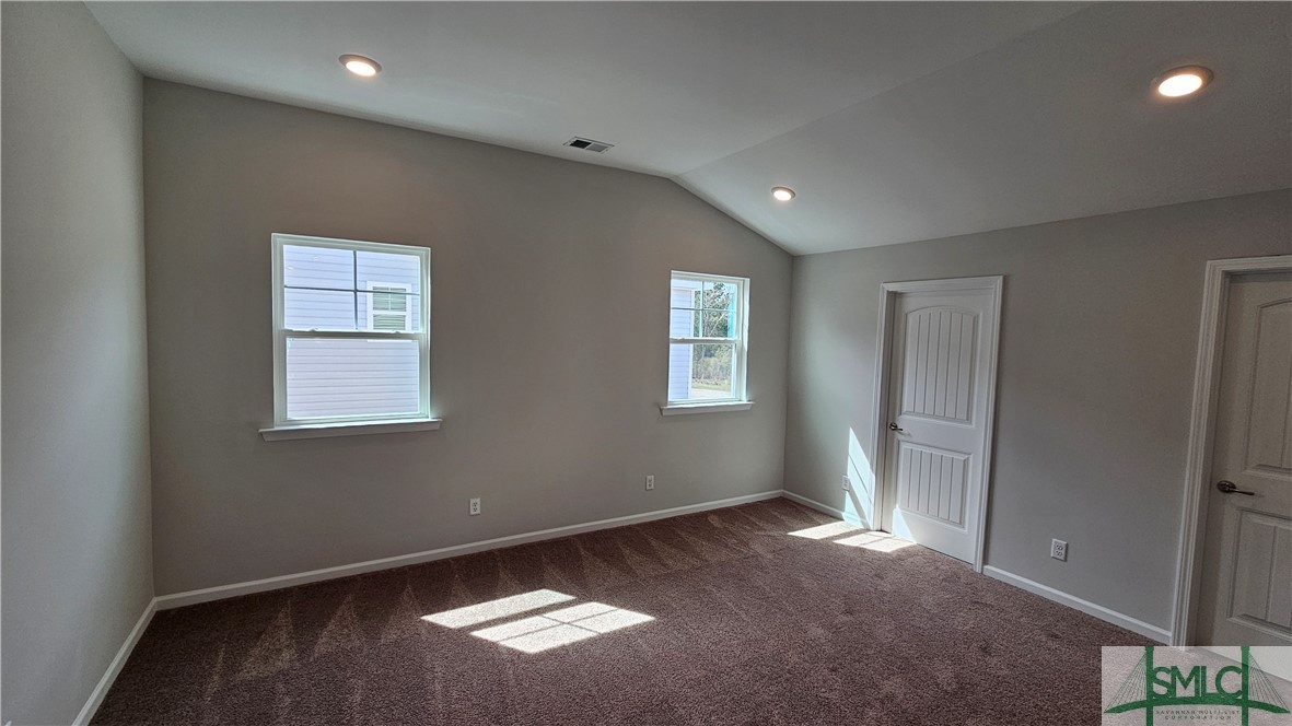15 Roxbury Drive