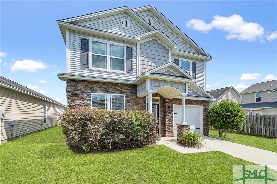 202 Chapel Lake S