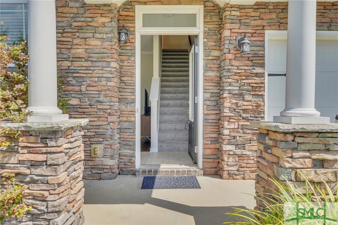 202 Chapel Lake S