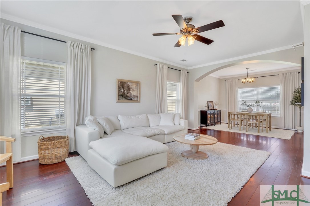 202 Chapel Lake S