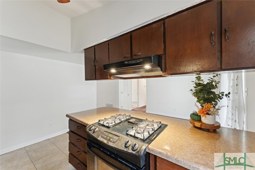 6928 Hialeah Circle