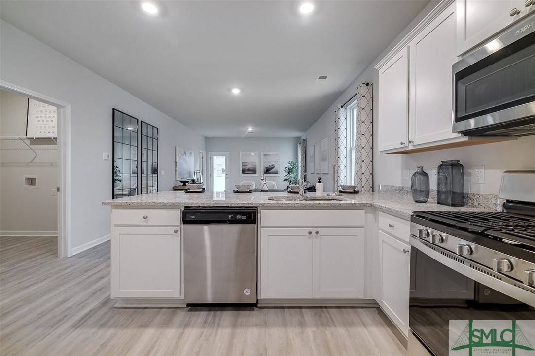 2 Bardwell Way