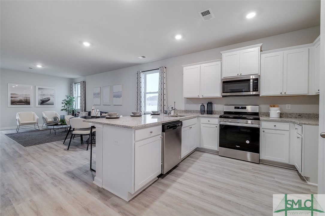 2 Bardwell Way