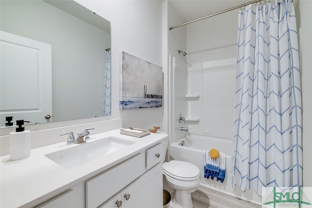 2 Bardwell Way