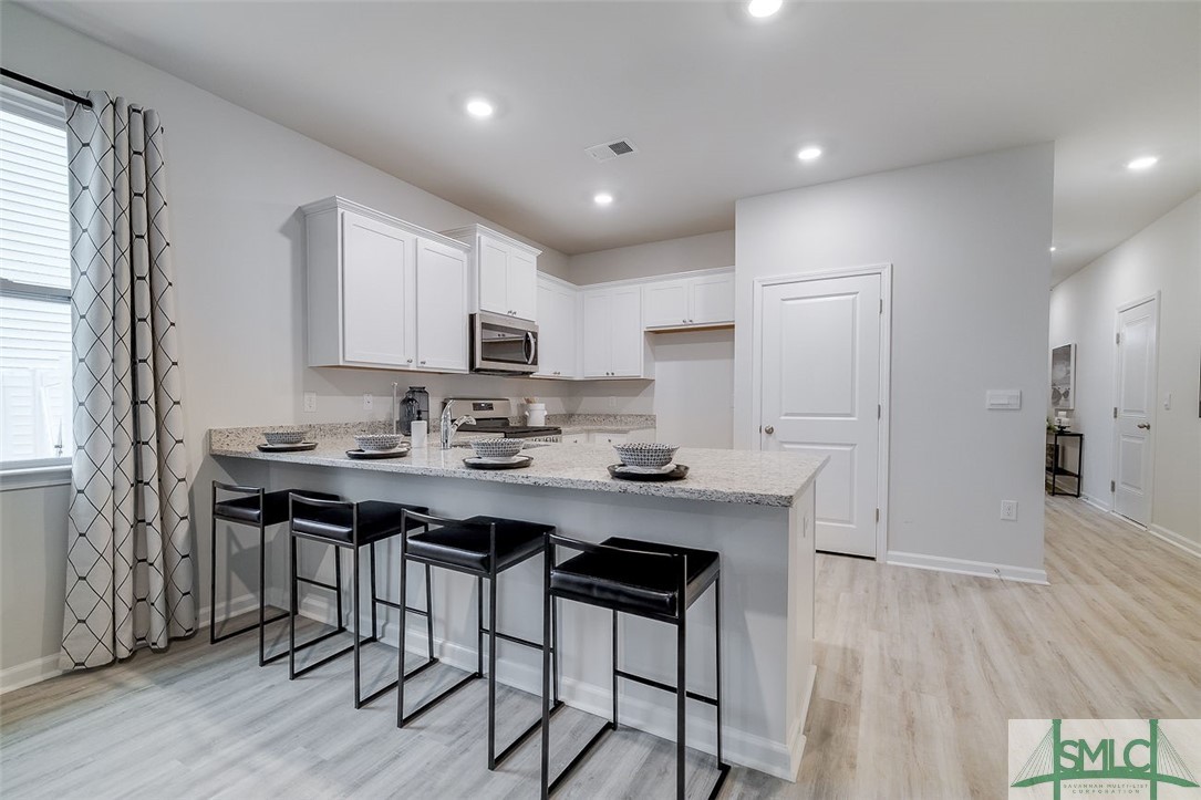 2 Bardwell Way