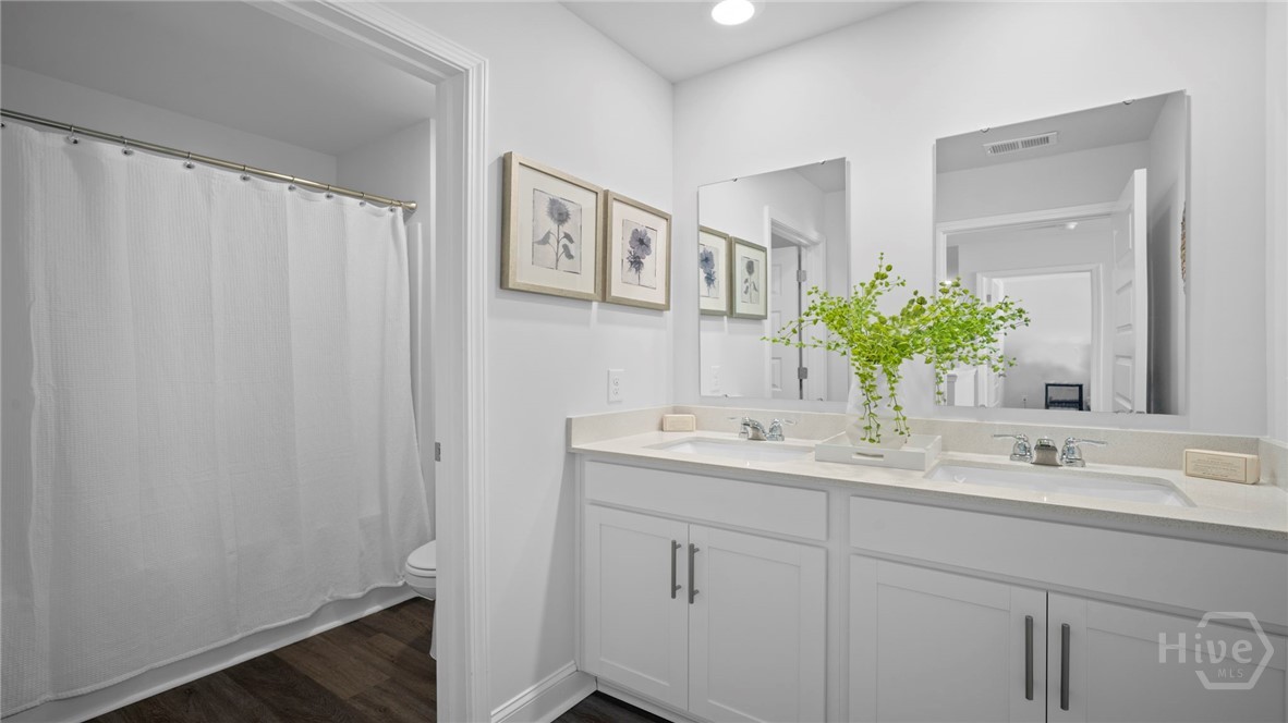 28 cypress Loop