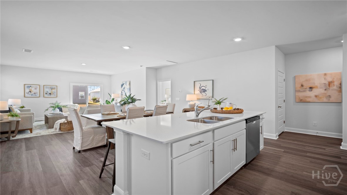 28 cypress Loop