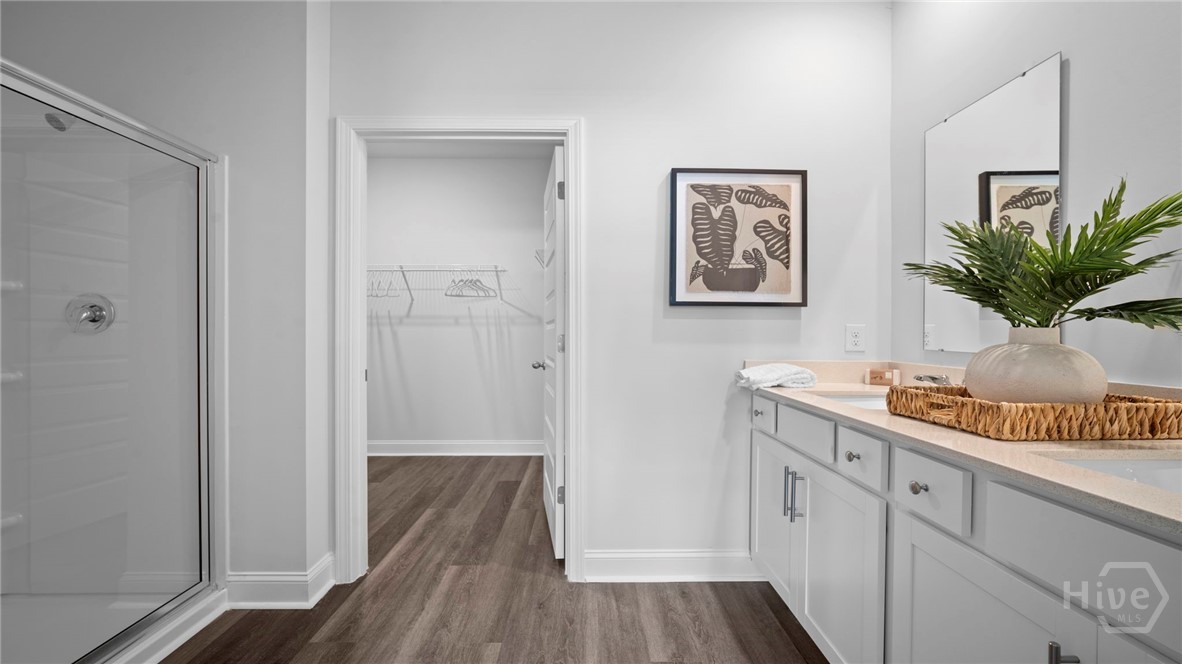 28 cypress Loop
