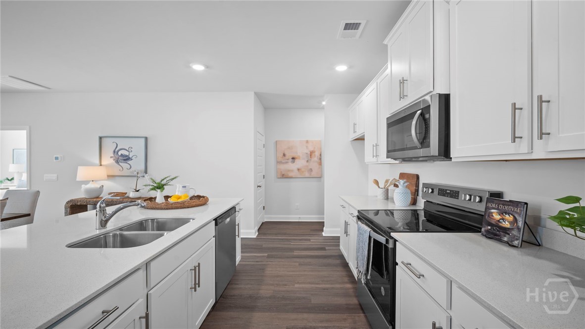 28 cypress Loop