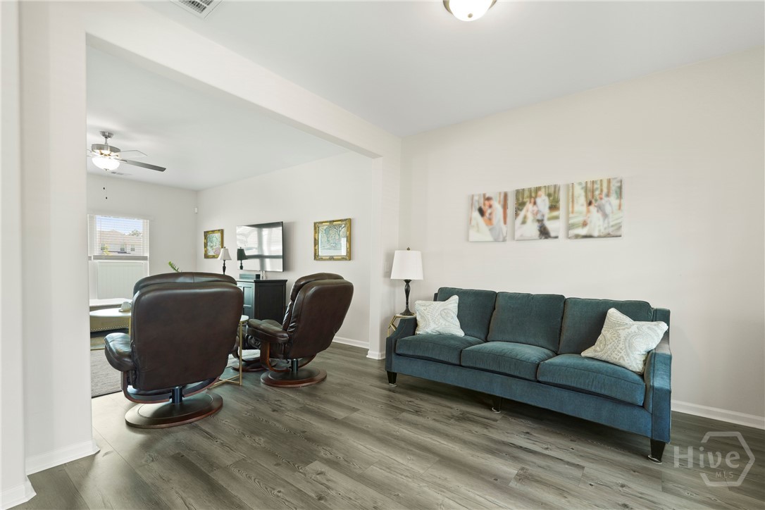 126 Chalk Farm Way