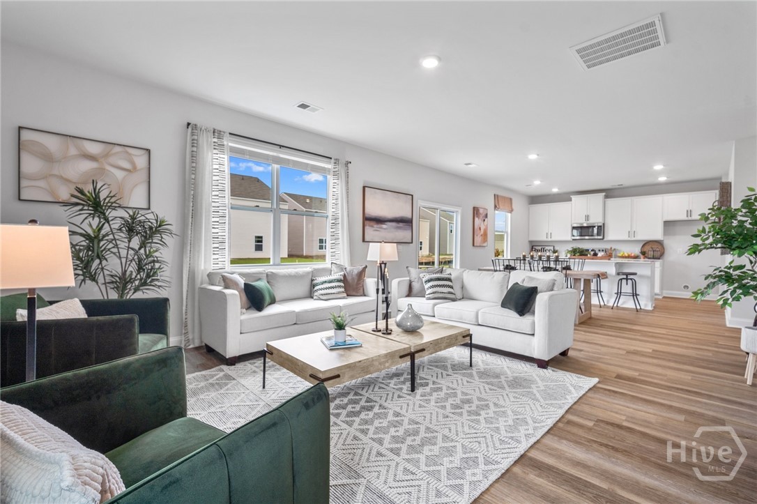 32 Gladewater Drive