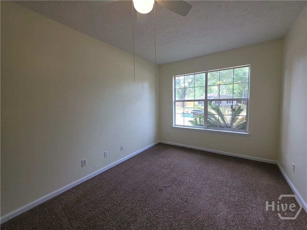 28 Jack Snipe Court W