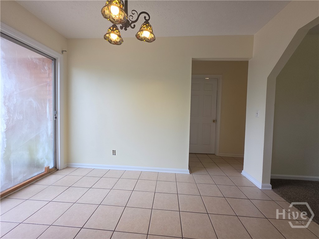 28 Jack Snipe Court W