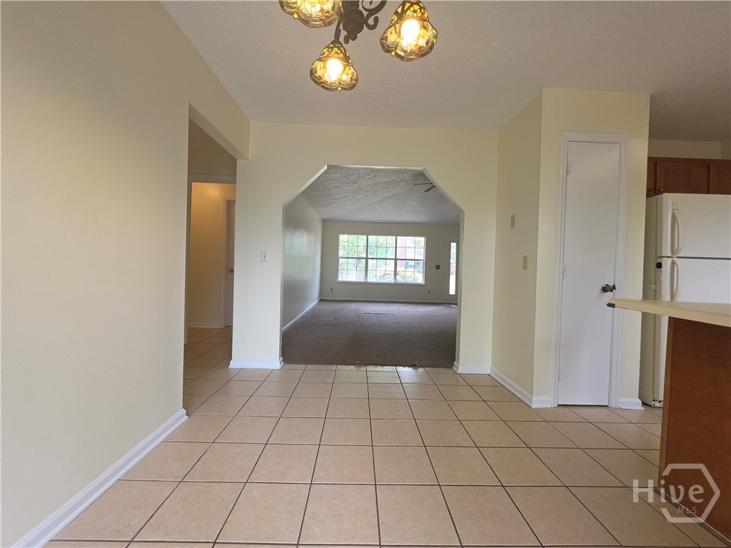 28 Jack Snipe Court W