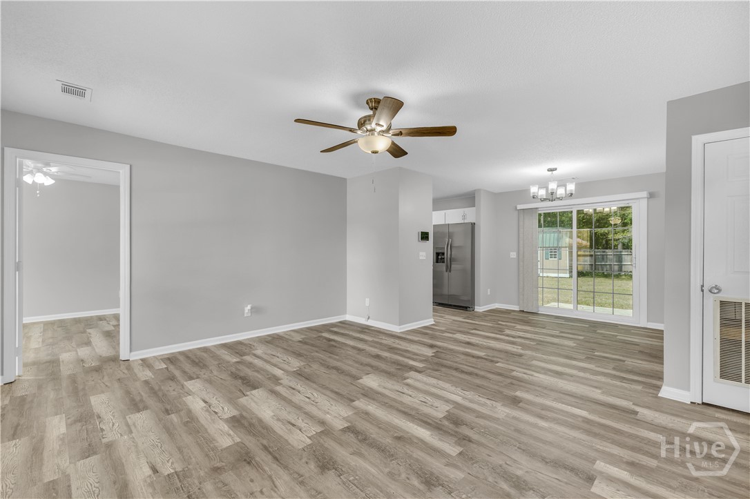 418 Garden Acres Way
