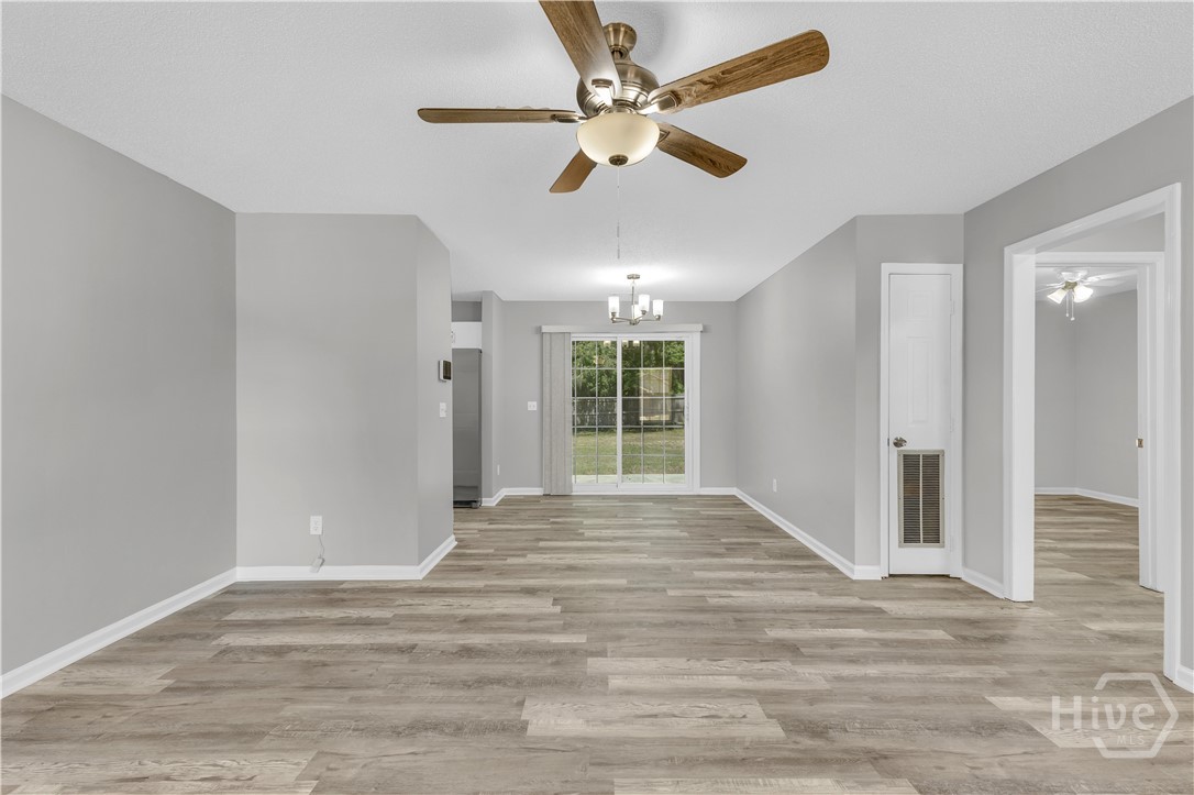 418 Garden Acres Way