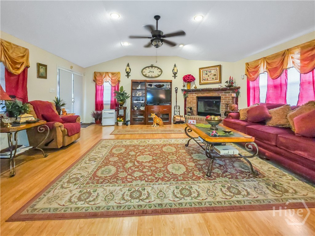 13113 Hermitage Road