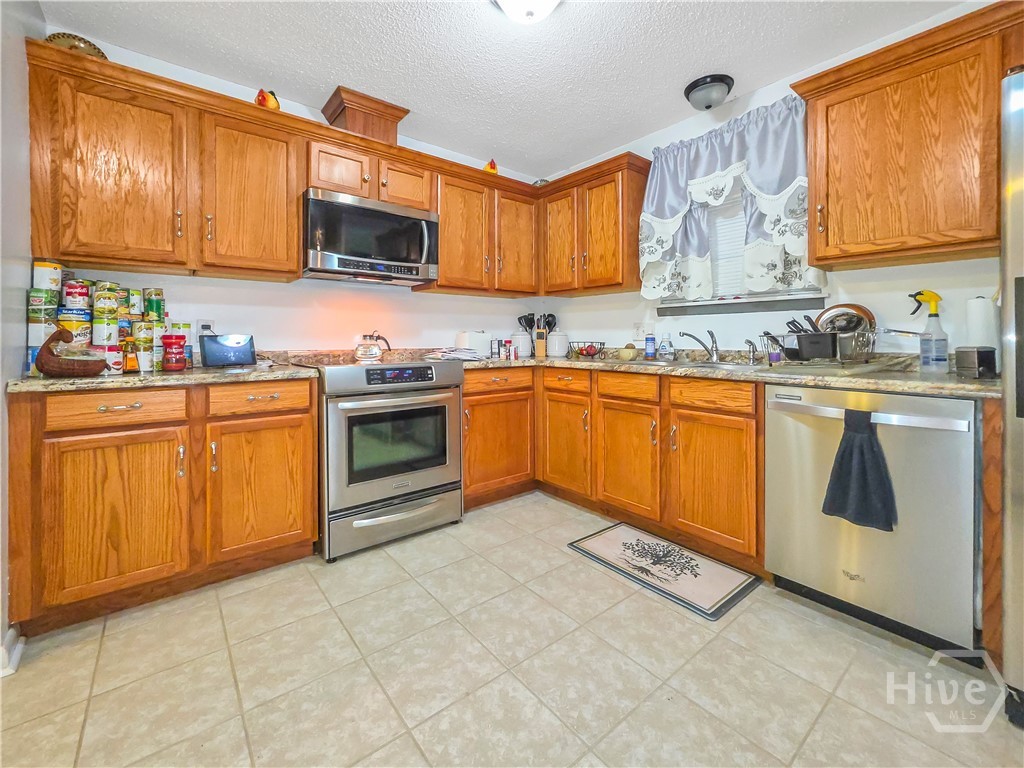 13113 Hermitage Road
