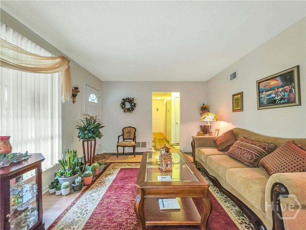 13113 Hermitage Road
