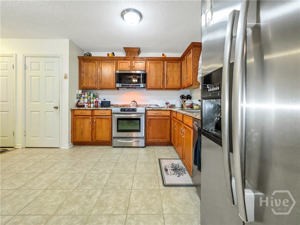 13113 Hermitage Road