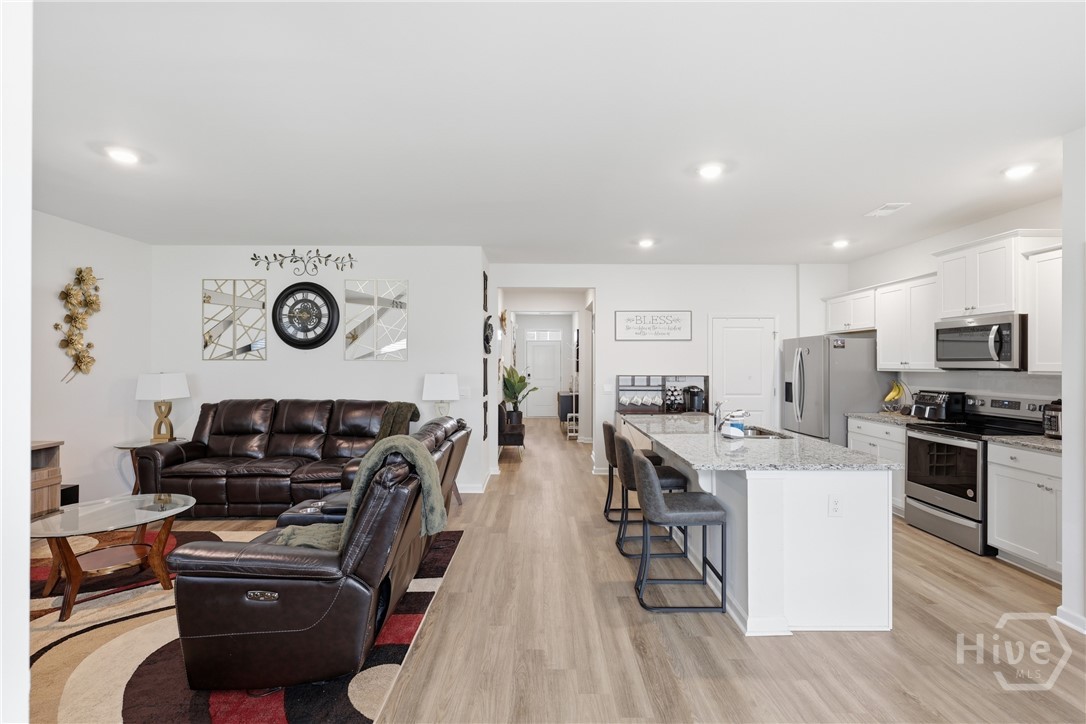 106 Windrush Pines