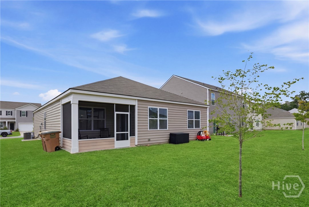 106 Windrush Pines