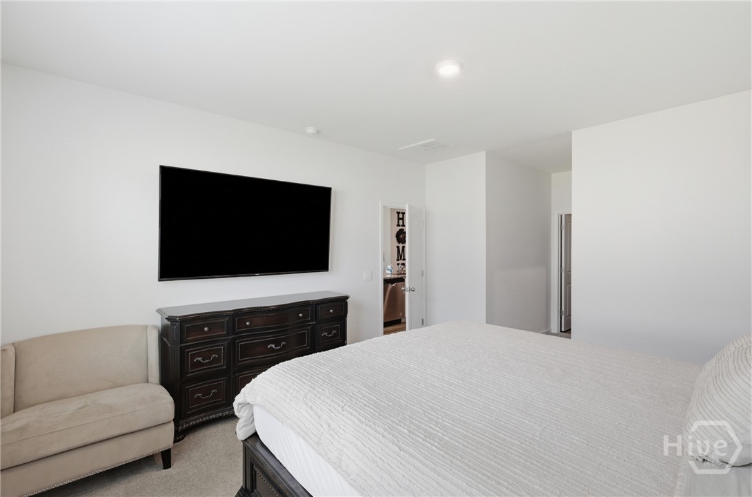 106 Windrush Pines