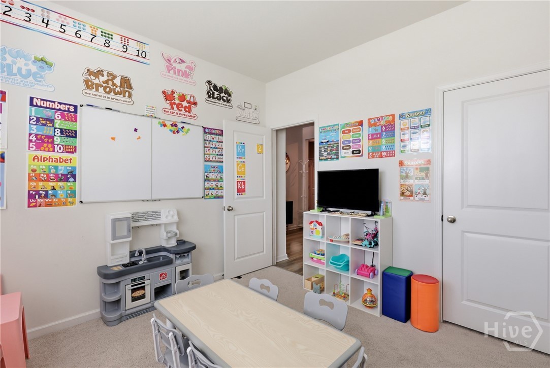 106 Windrush Pines