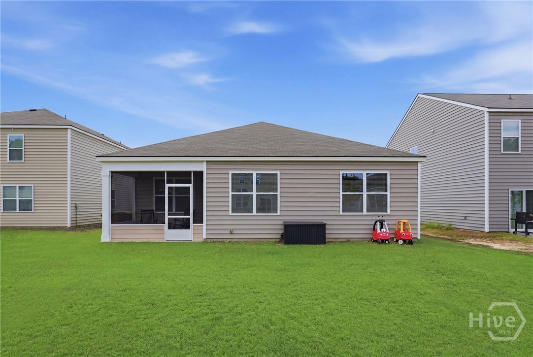 106 Windrush Pines
