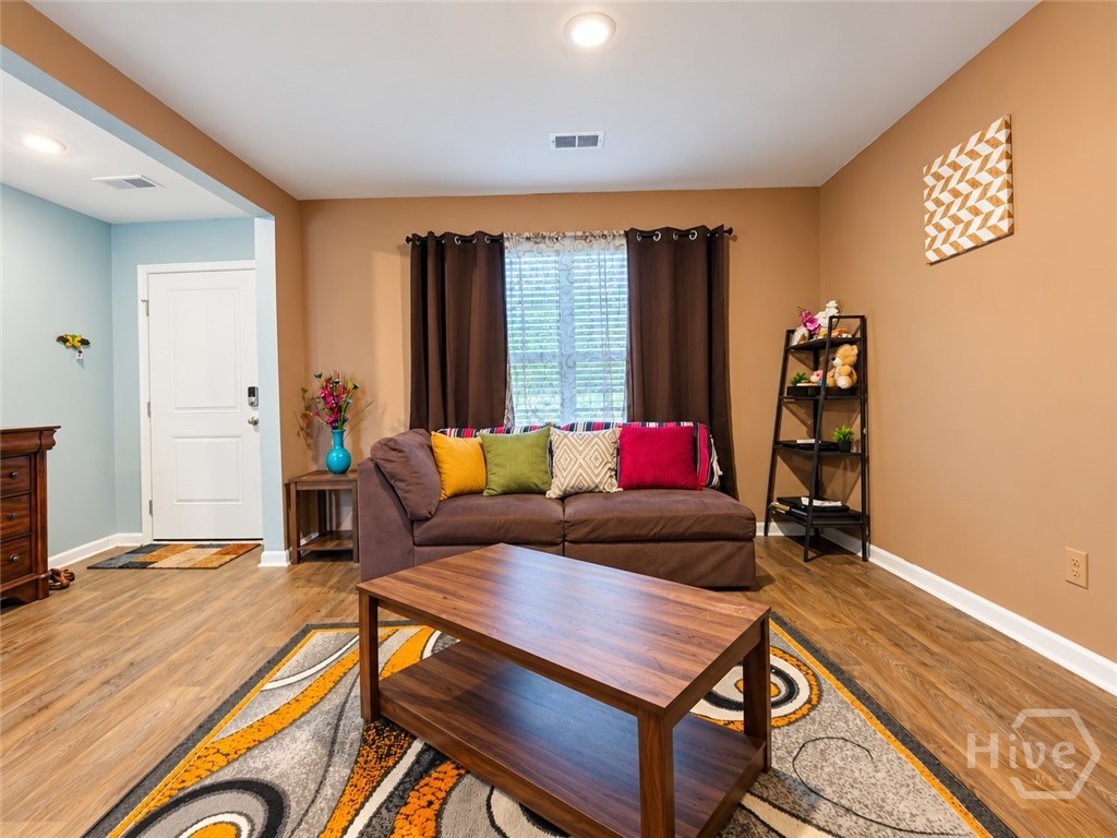 1016 Bergamot Road
