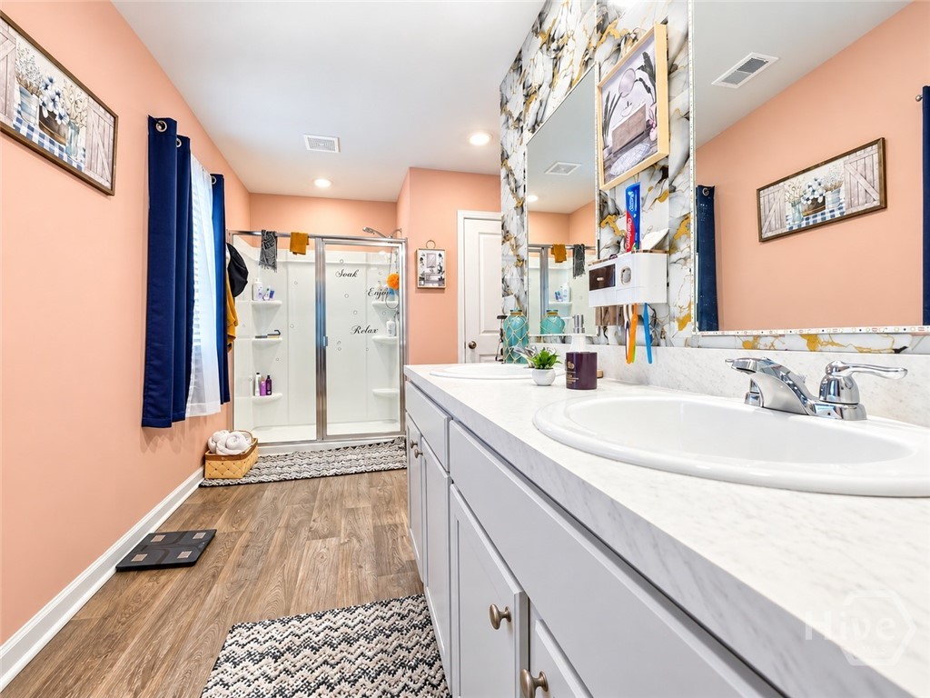 1016 Bergamot Road
